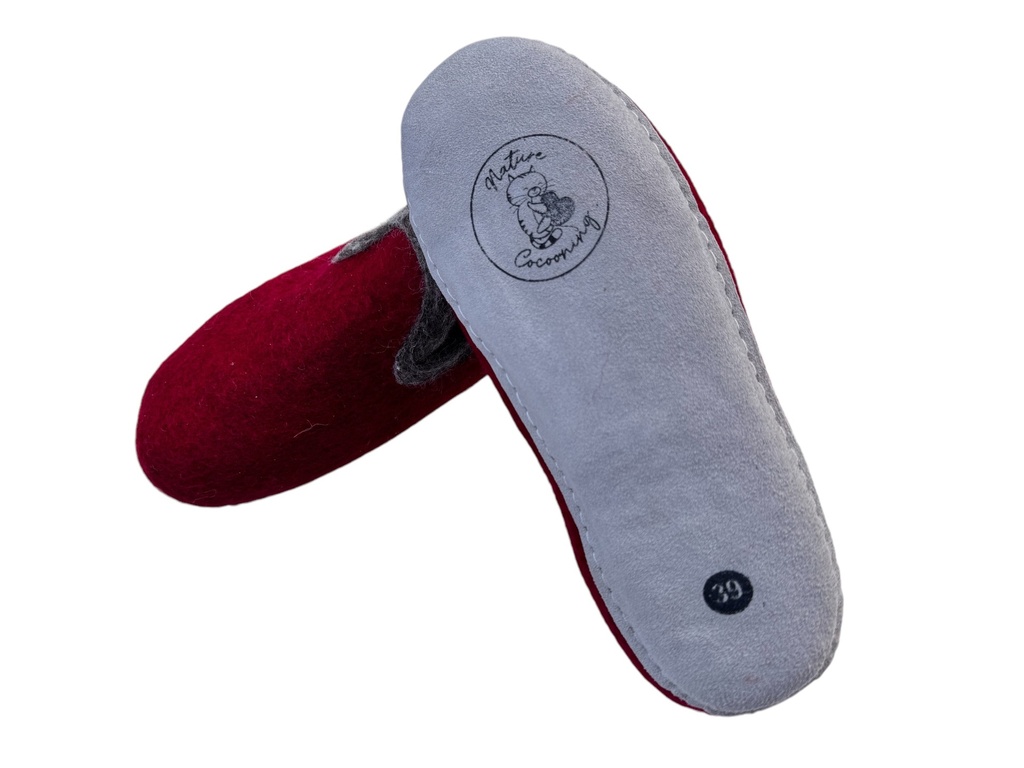 Pantoufle Rouge foncé / Taupe